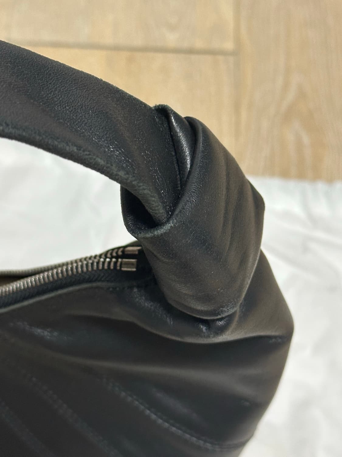 lemaire small croissant bag black 상품이미지7