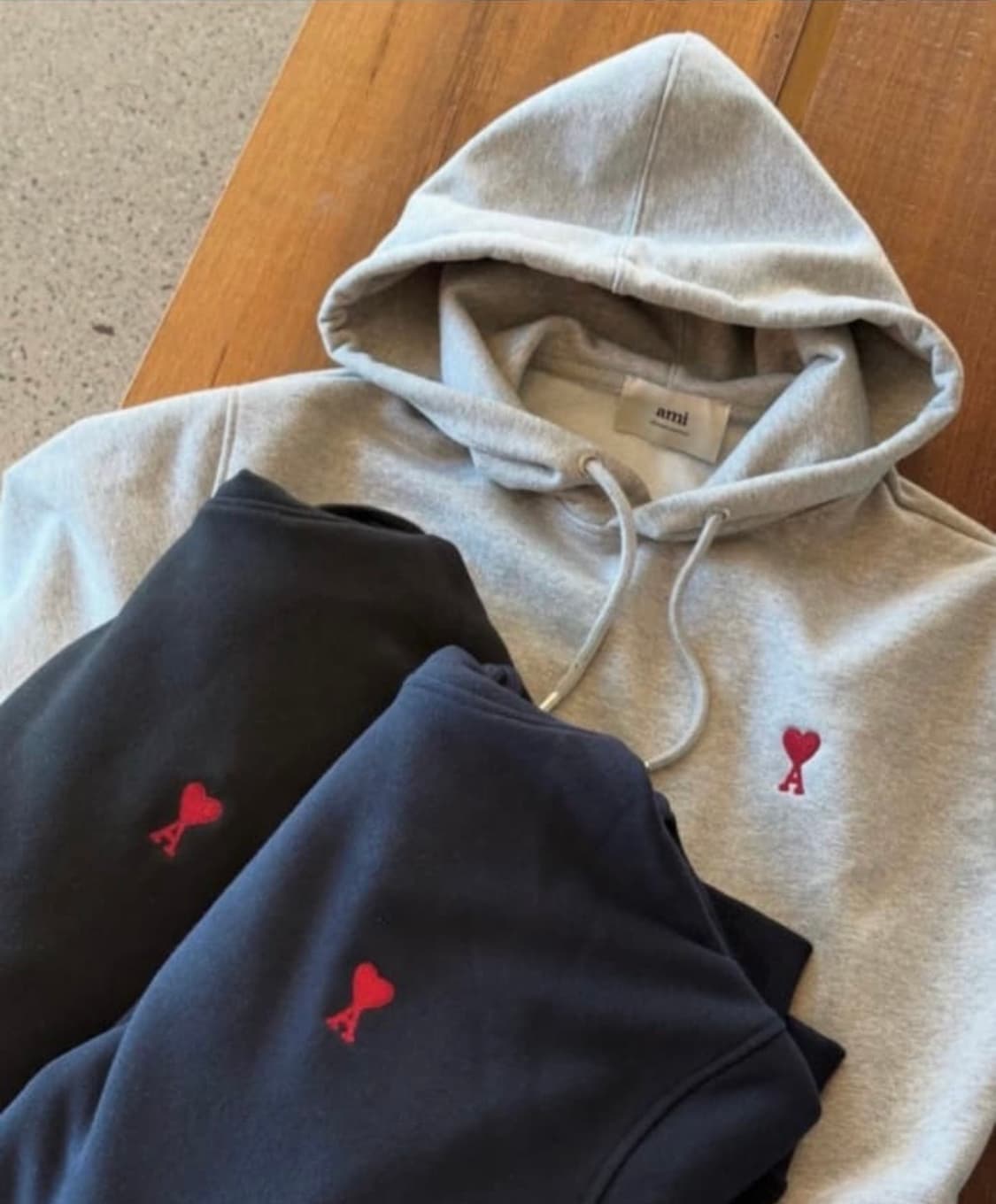 🔥[새상품/QR정품]🔥아미 후드티 스몰로고 블랙,그레이 상품이미지1