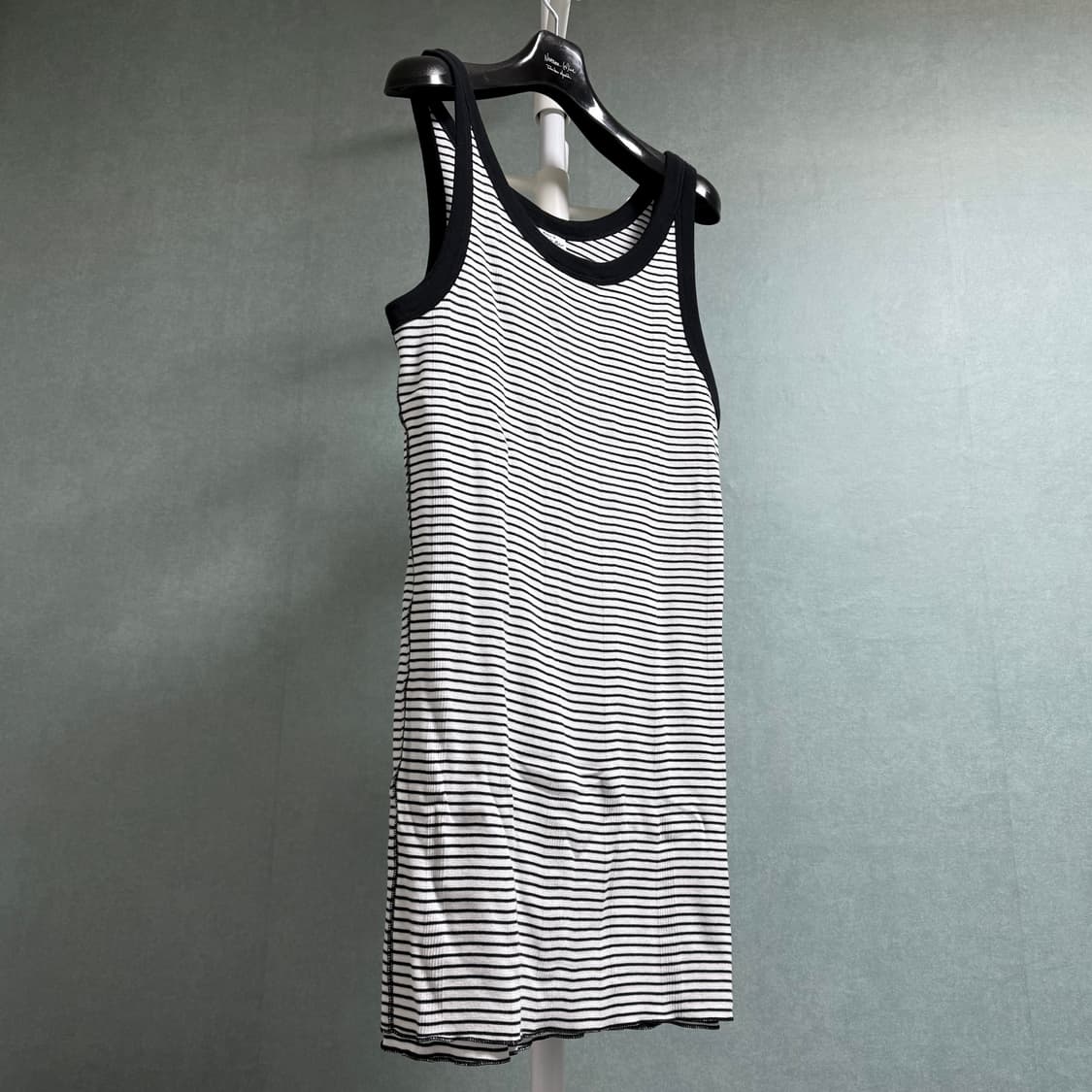 더솔로이스트 밀러 더블 탱크탑 상품이미지1