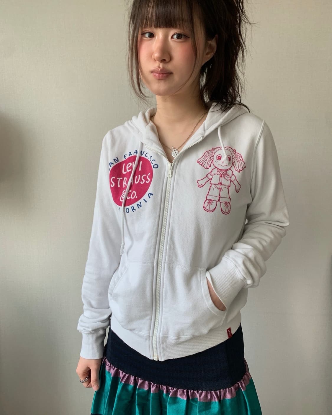 levis, doll hoodie .. 상품이미지3