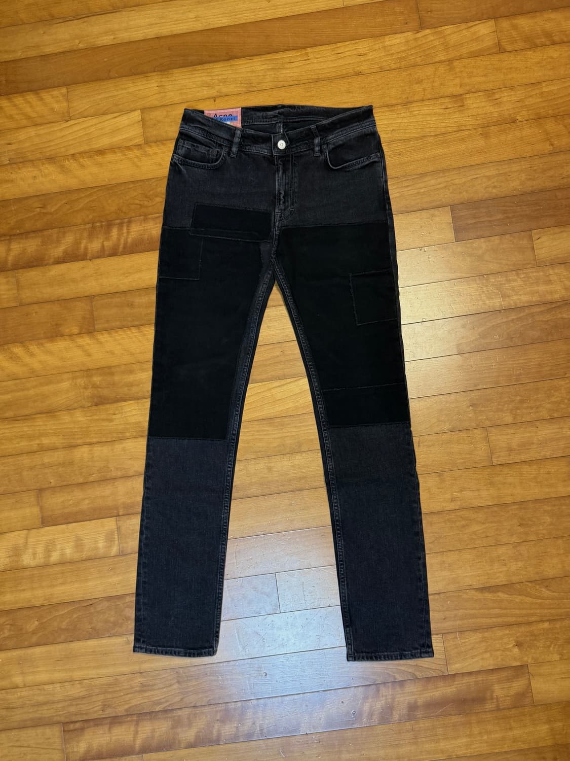 North black patch skinny fit jeans 상품이미지3