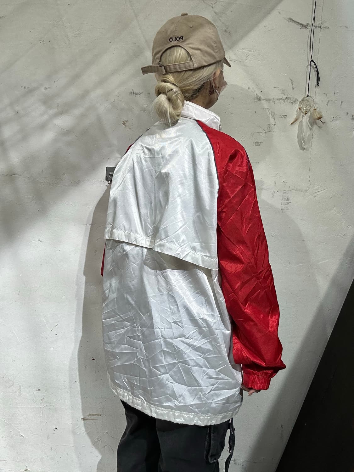 미즈노 화이트 레드 오버핏 바람막이 자켓 L 상품이미지3