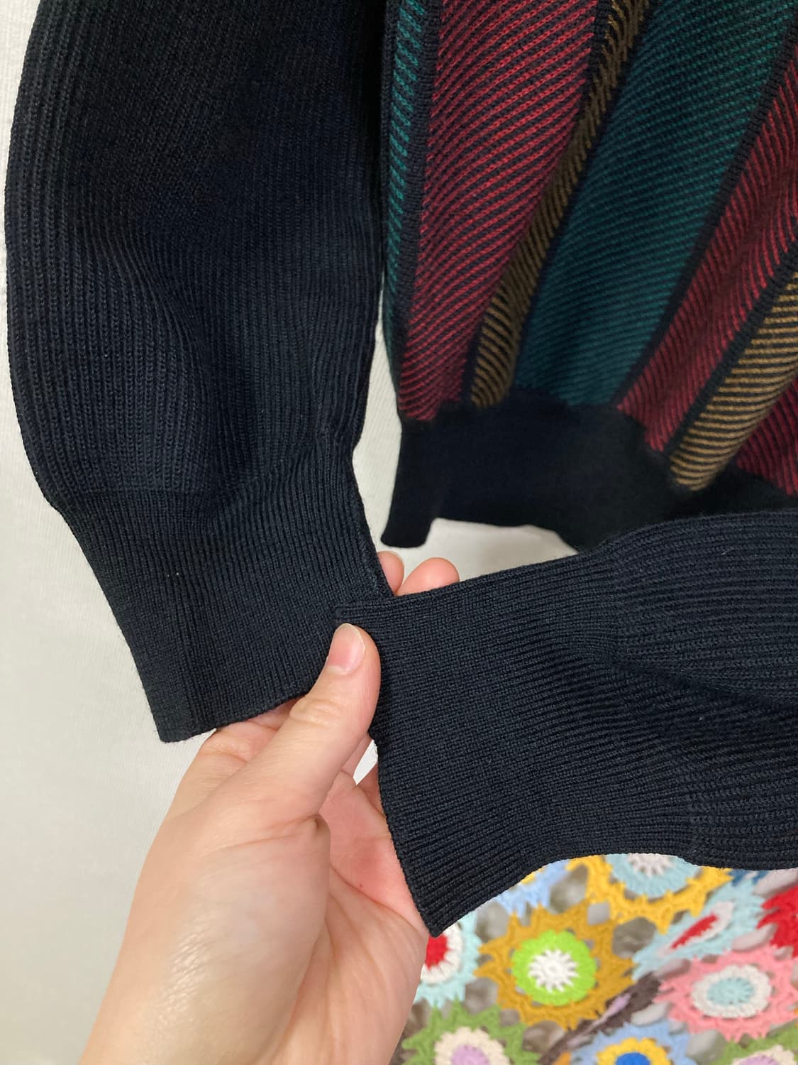 (정품) 입생로랑 남성 트리콧 브이넥 니트 100 _ 블랙 상품이미지5