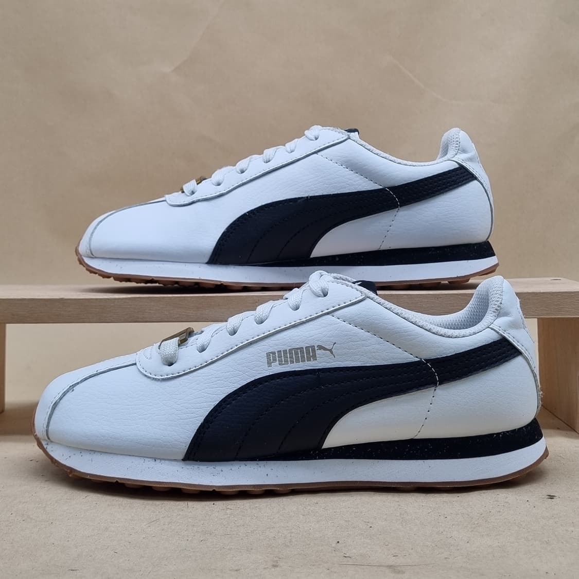 푸마 튜린 BTS 여성운동화240 상품이미지1