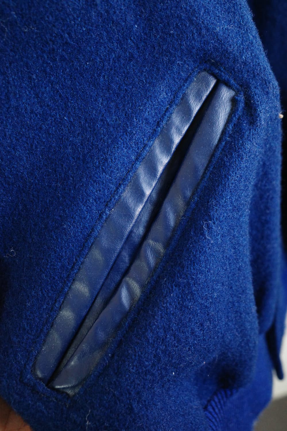 드롱 바시티 자켓 상품이미지7