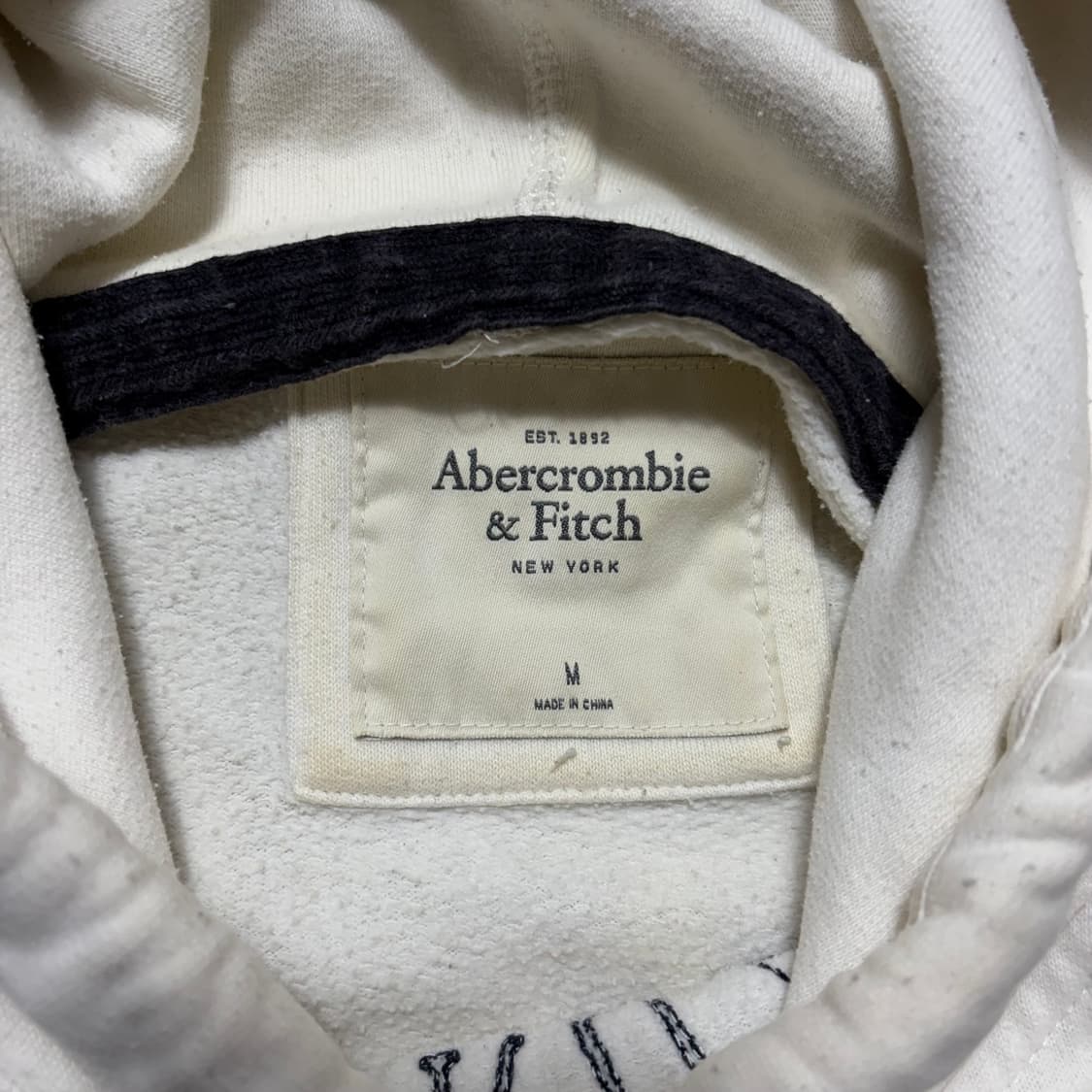 아베크롬비 화이트 로고 후드티(M) 상품이미지3