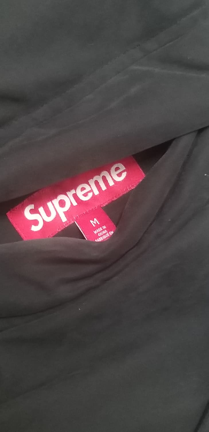 슈프림 리버시블 다운 푸퍼 자켓 블랙 24SS 상품이미지4