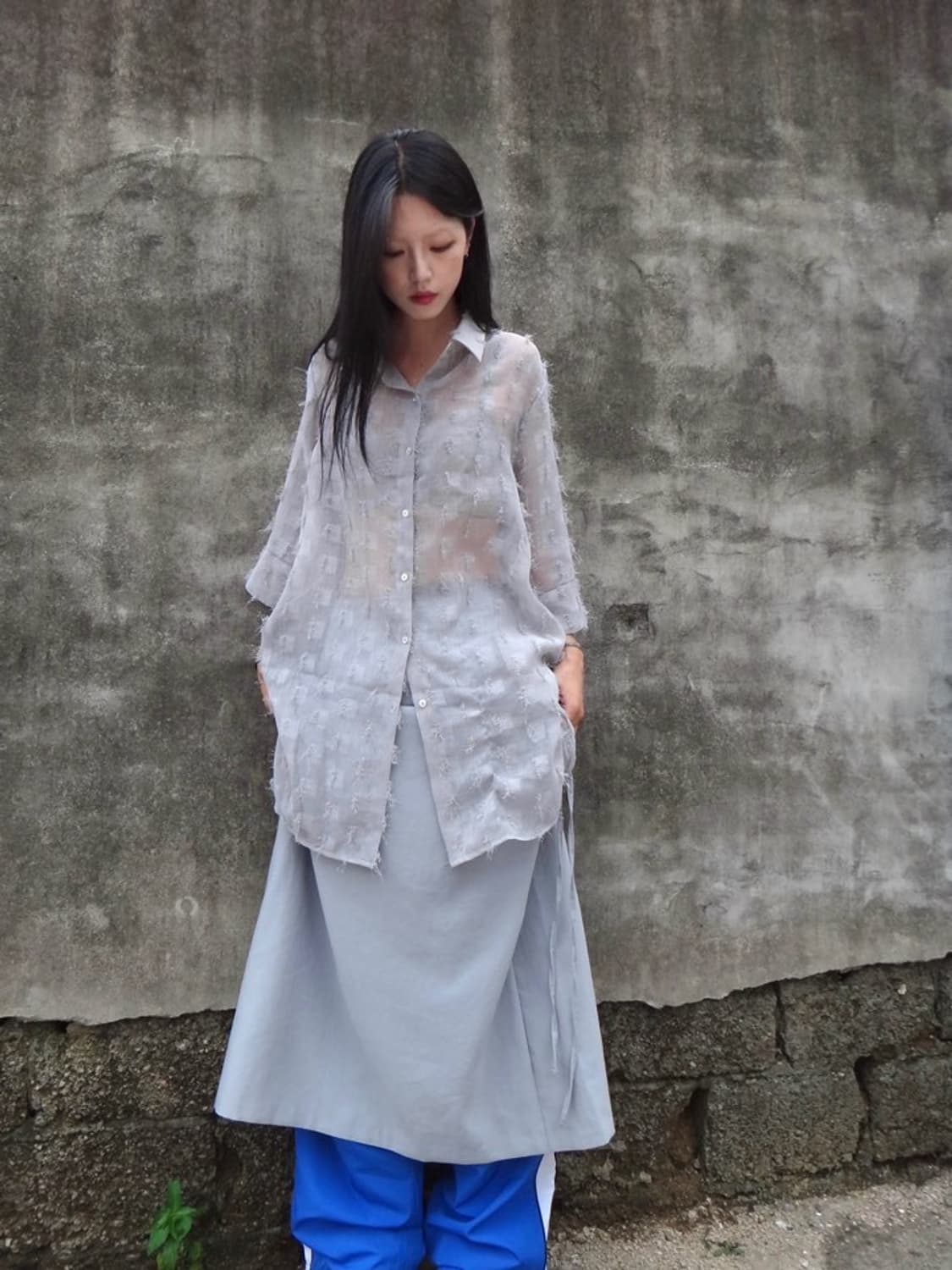 Sheer feather collar shirt / grey 상품이미지1