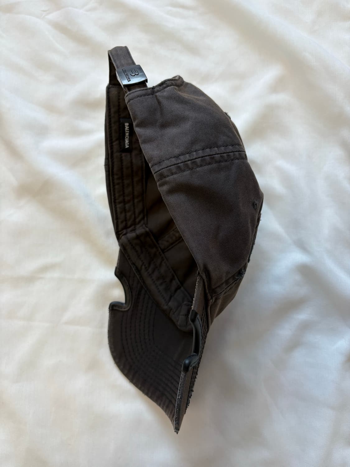 Balenciaga 선 페이드 볼캡 L  상품이미지2