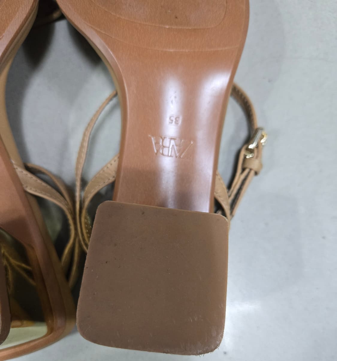 거의새것/ 자라 스트랩 샌들 230mm 상품이미지9