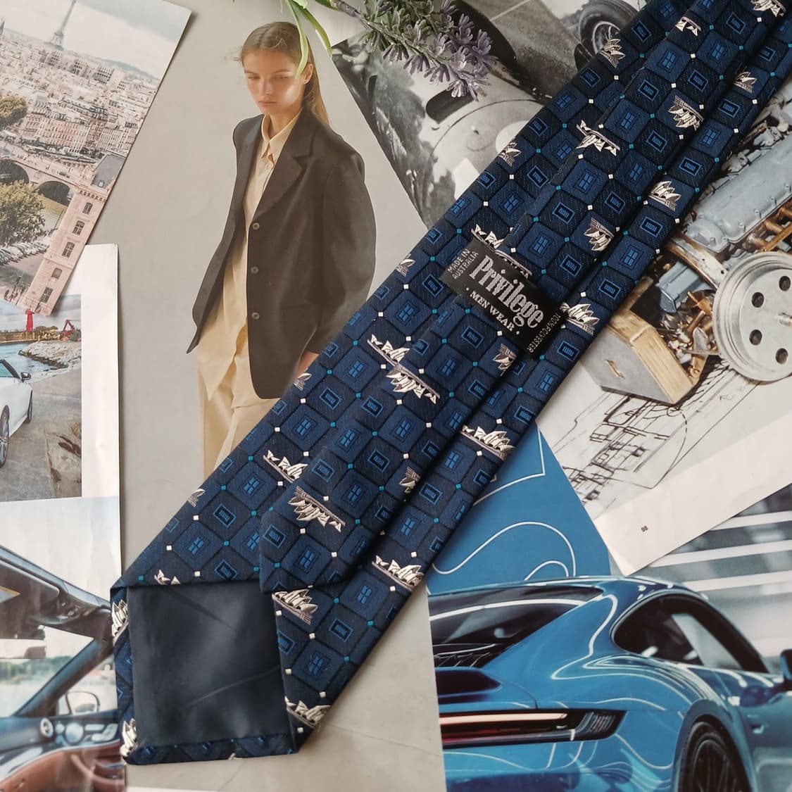 프리빌리지 네이비 오페라 하우스 넥타이 9.6cm A+등급 K19185
 상품이미지3