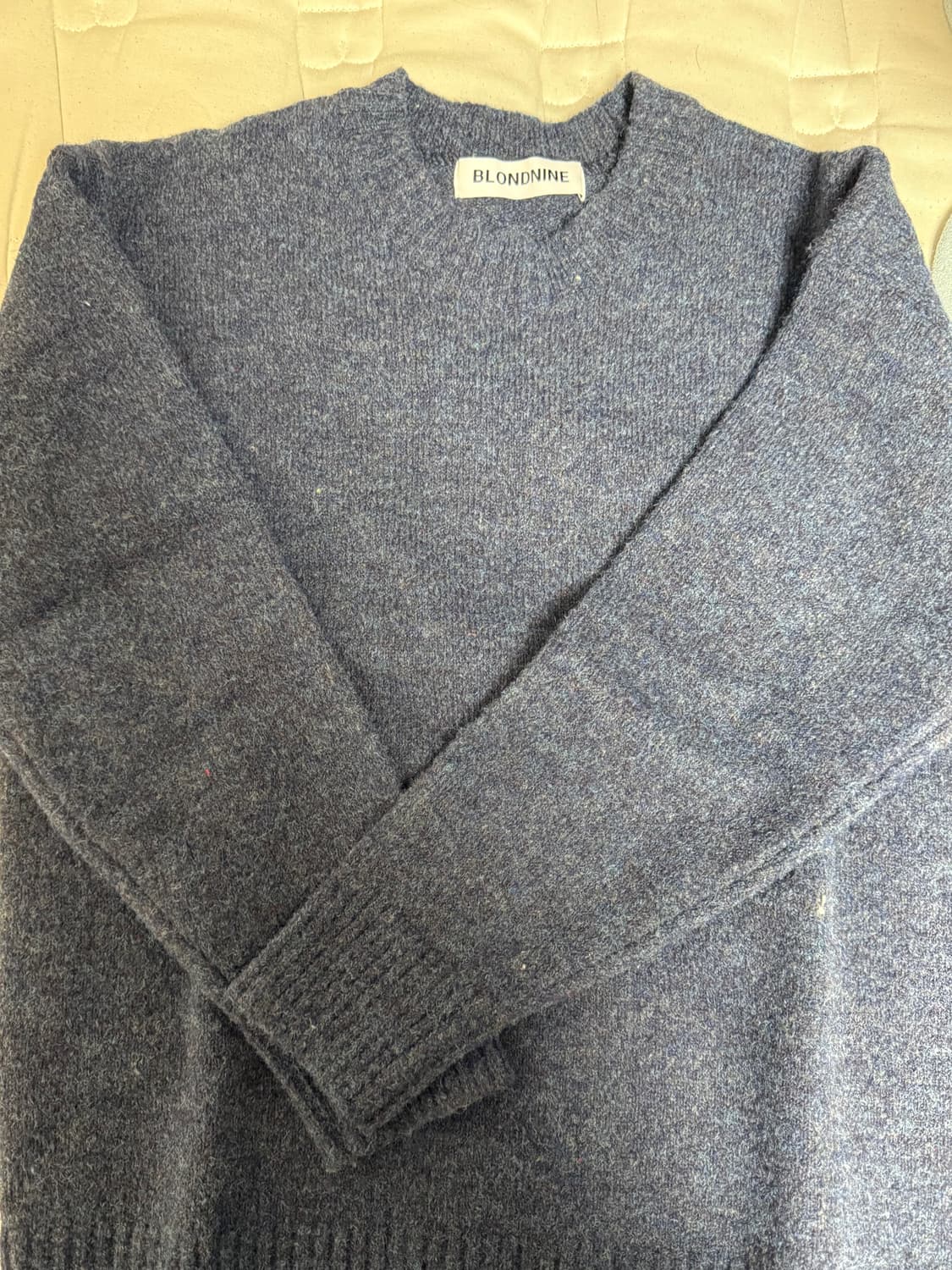 블론드 나인 네이비 울 부클 라운드 니트 상품이미지1