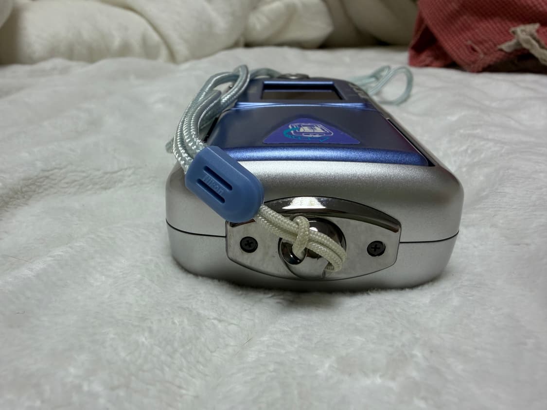 니콘 쿨픽스 2500 | 르세라핌 은채 • 황조지 디카 | coolpix 상품이미지6