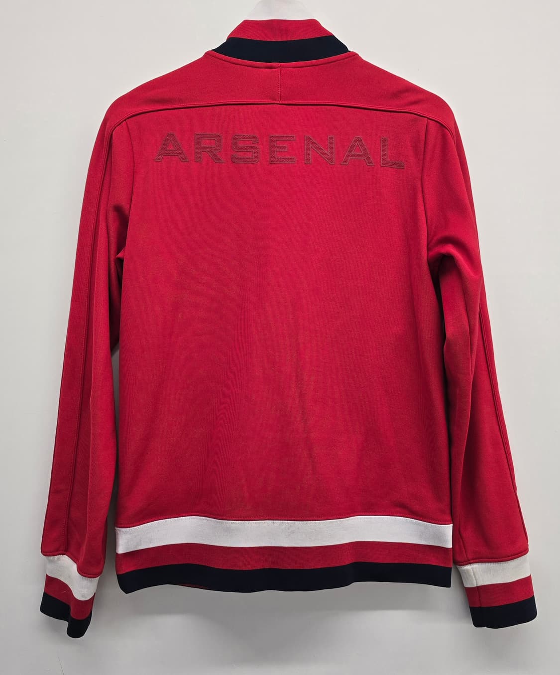 나이키 스우시 아스날 엠블럼 트랙탑져지.
싸이즈 95 상품이미지3