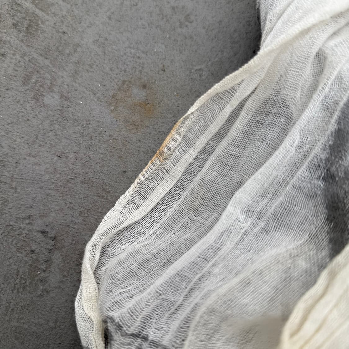 VTG black mold scarf 플리츠 나염 스카프 상품이미지3