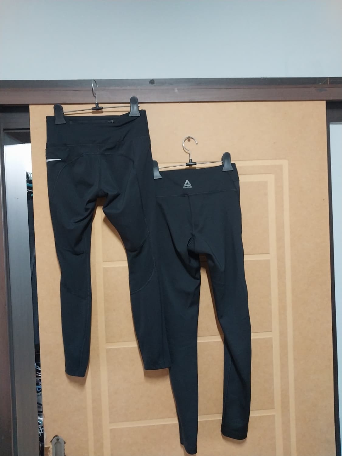 리복 나이키 레깅스 2벌 여성 XS 사이즈  상품이미지4