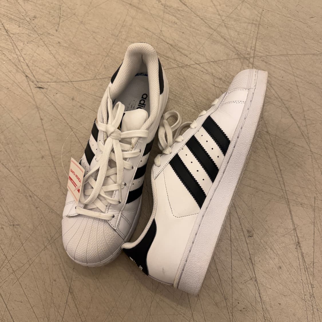 아디다스 슈퍼스타 흰검 스니커즈 U751 상품이미지4