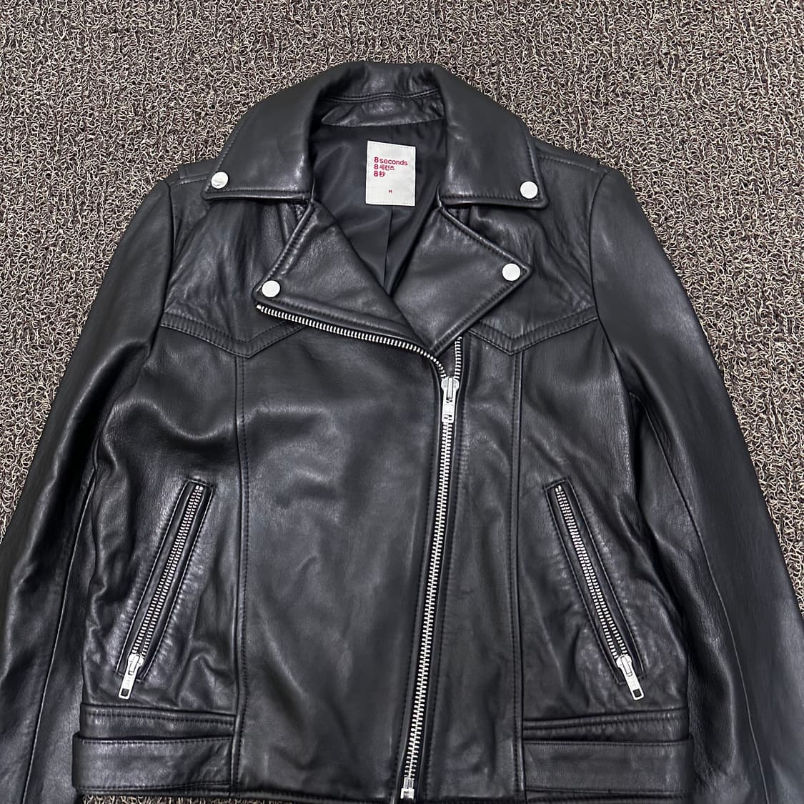 에잇세컨즈 여성 양가죽 100% 라이더 가죽자켓 90(M) 상품이미지2