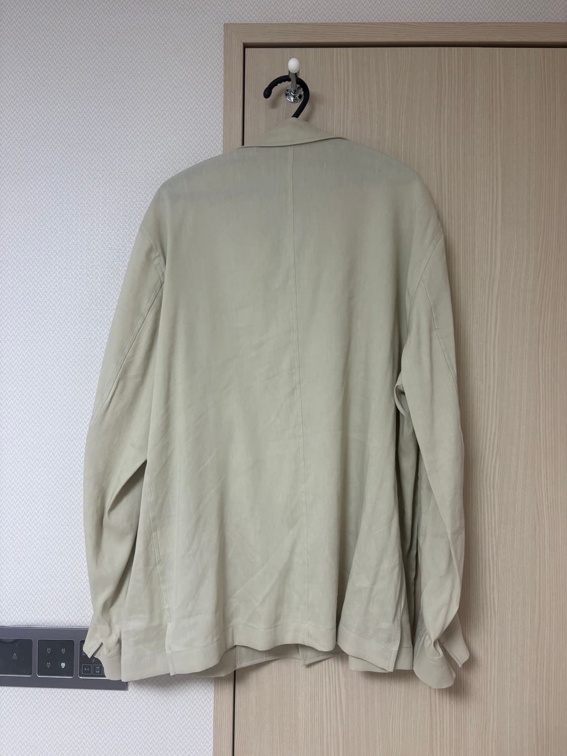 솔리드 옴므 린넨 워크자켓 팝니다 상품이미지2