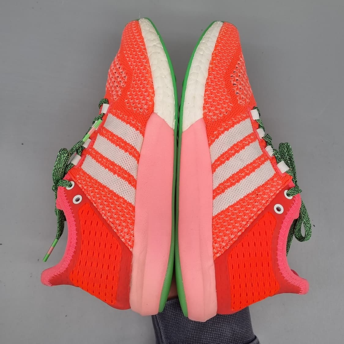 아디다스 CC 코스믹부스트 여성운동화240 상품이미지5