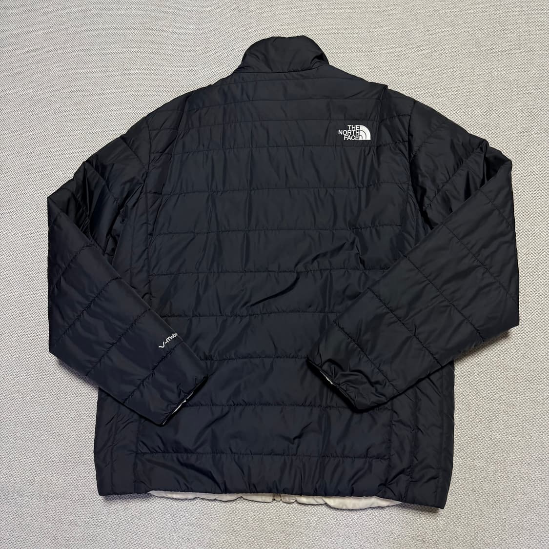 노스페이스 V-Motion 리버시블 경량패딩 상품이미지6