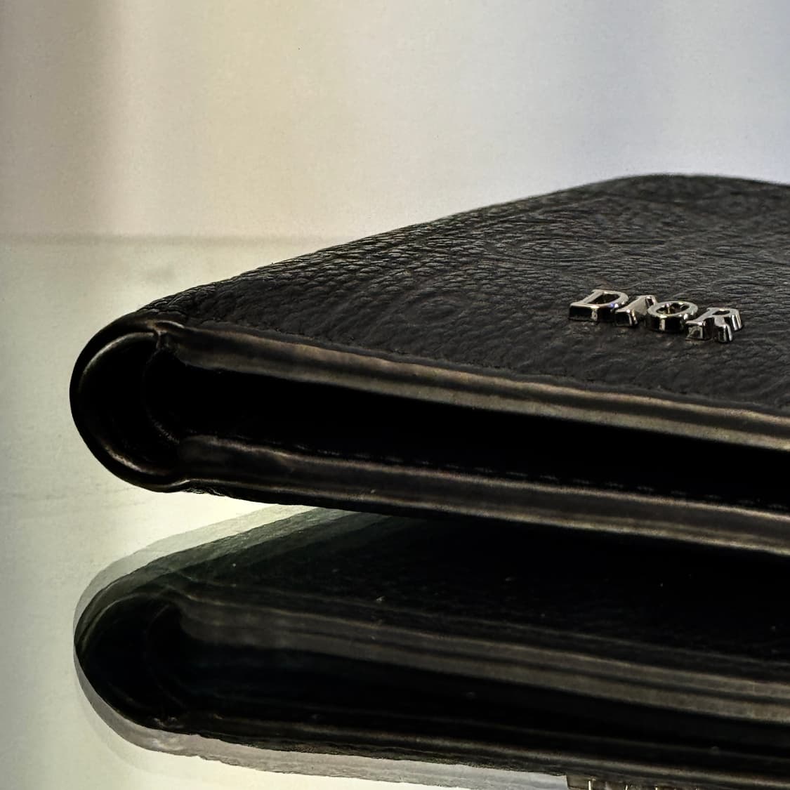 [정품] 디올 그래피티 레더 반지갑 2ESBH027FLG 상품이미지7