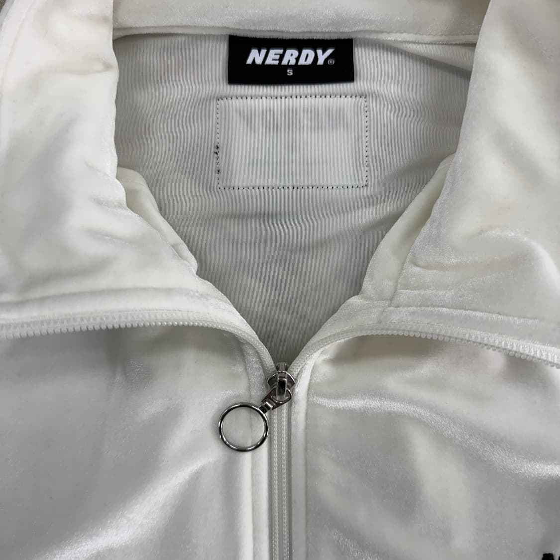 (S)널디 Nerdy 벨루어 트랙탑 져지(화이트,흰검) 상품이미지2