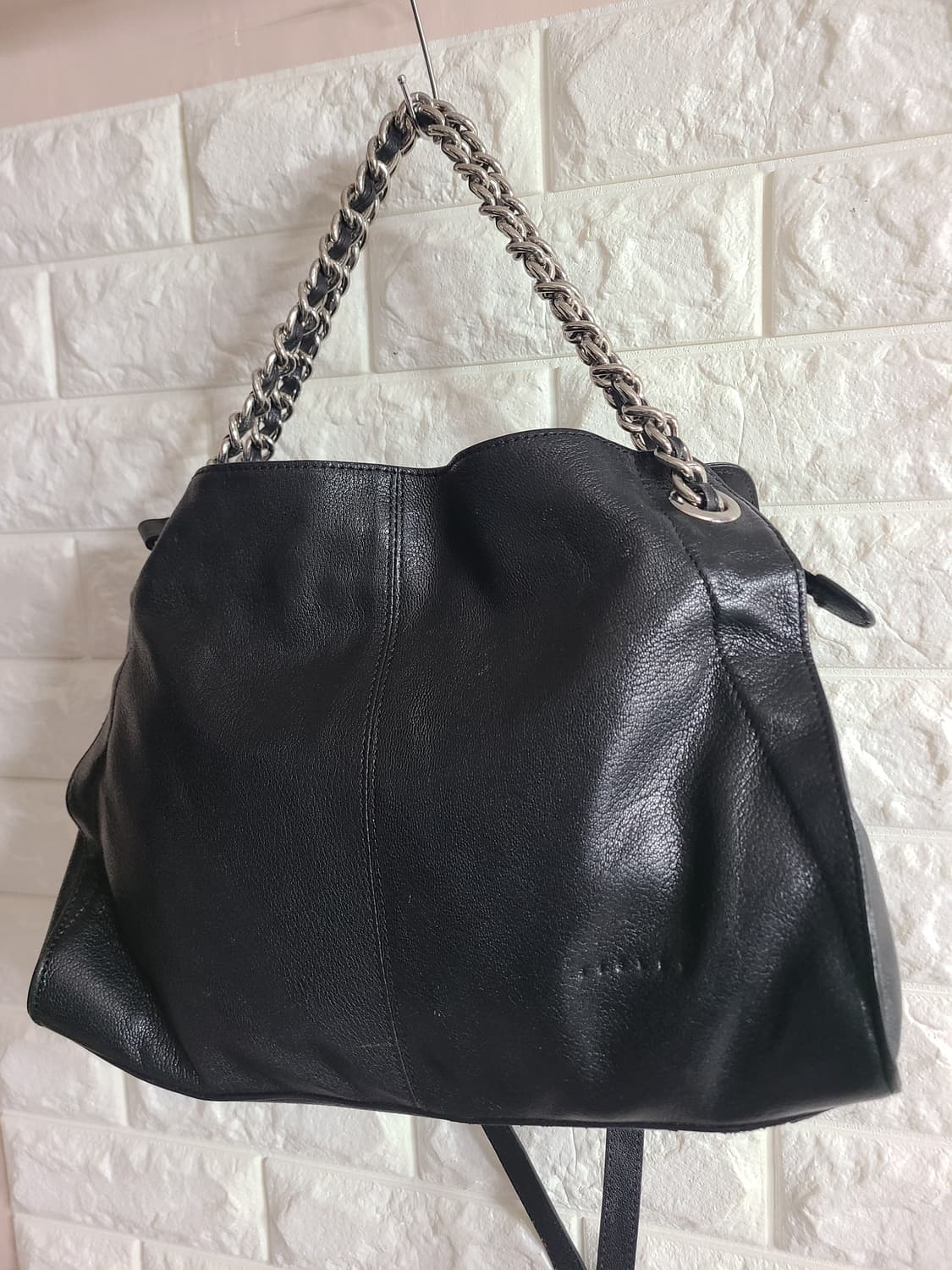 시슬리 가죽 체인 숄더백 상품이미지1