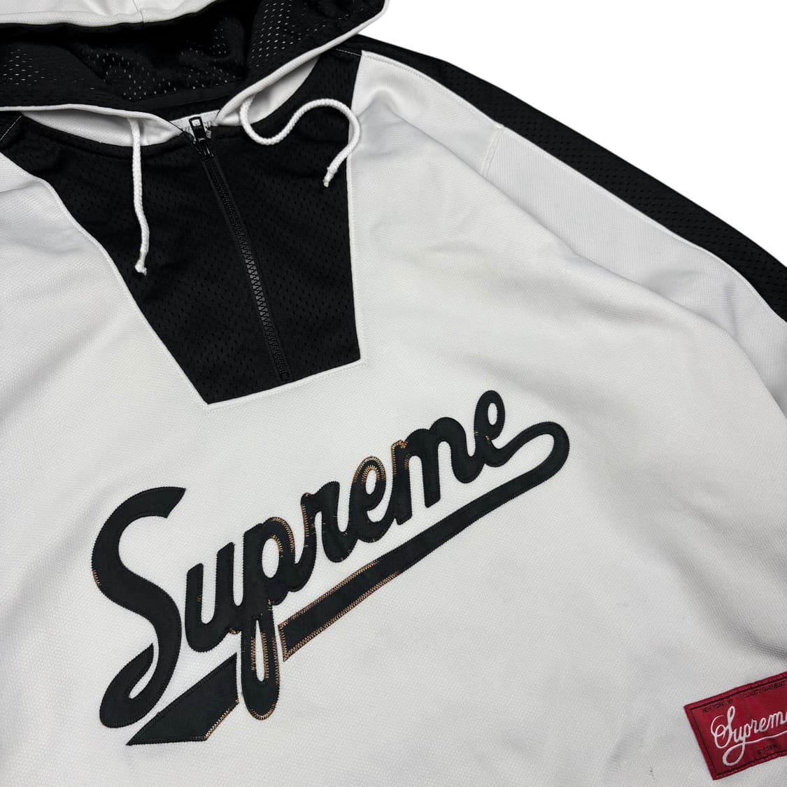 슈프림 16FW 리플렉티브 하프집 하키 후드 상품이미지2