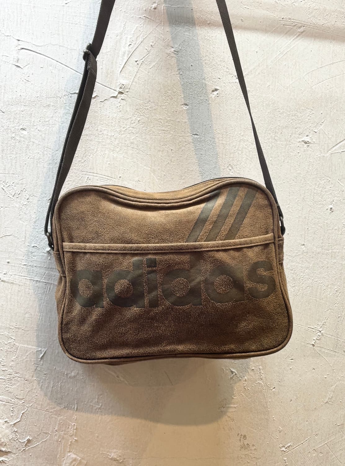 아디다스 빈티지 레어 크로스백 모카브라운 상품이미지3