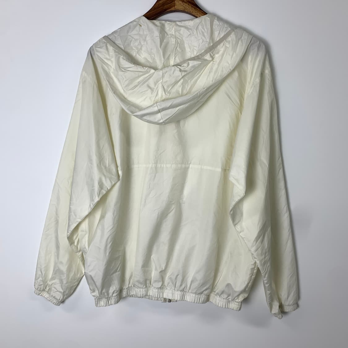 아디다스 아이보리 포켓 바람막이 상품이미지3