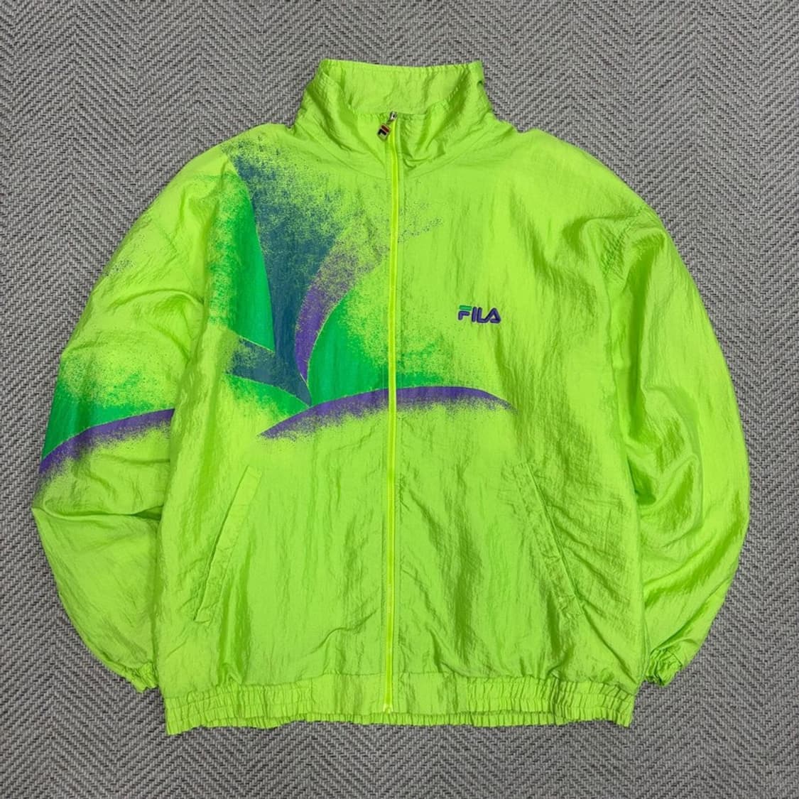 휠라 올드스쿨 페인팅 바람막이 v1287 상품이미지1