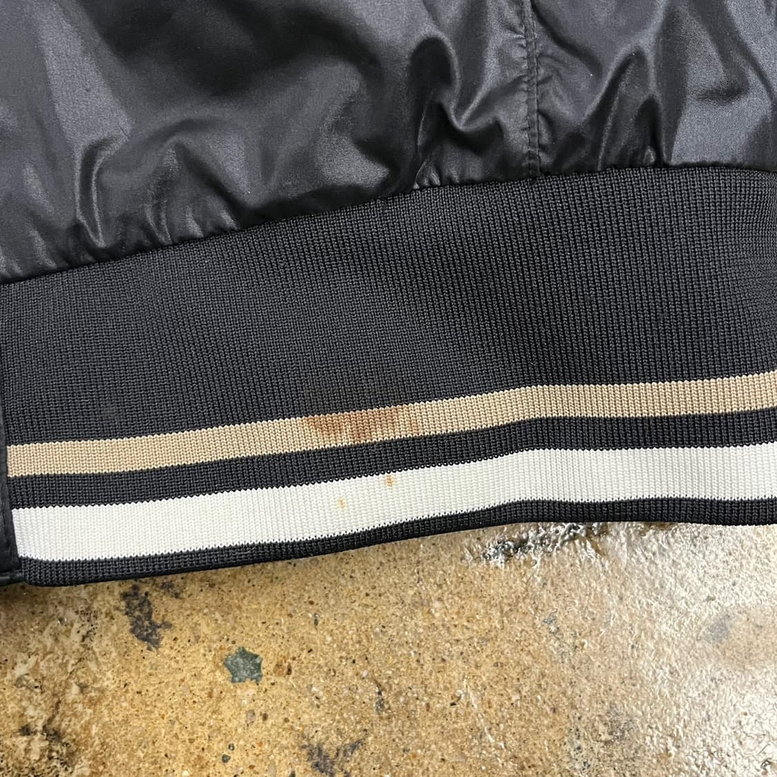 [정품/M] 엄브로 블랙 후드 윈드브레이커 자켓 b17 상품이미지7