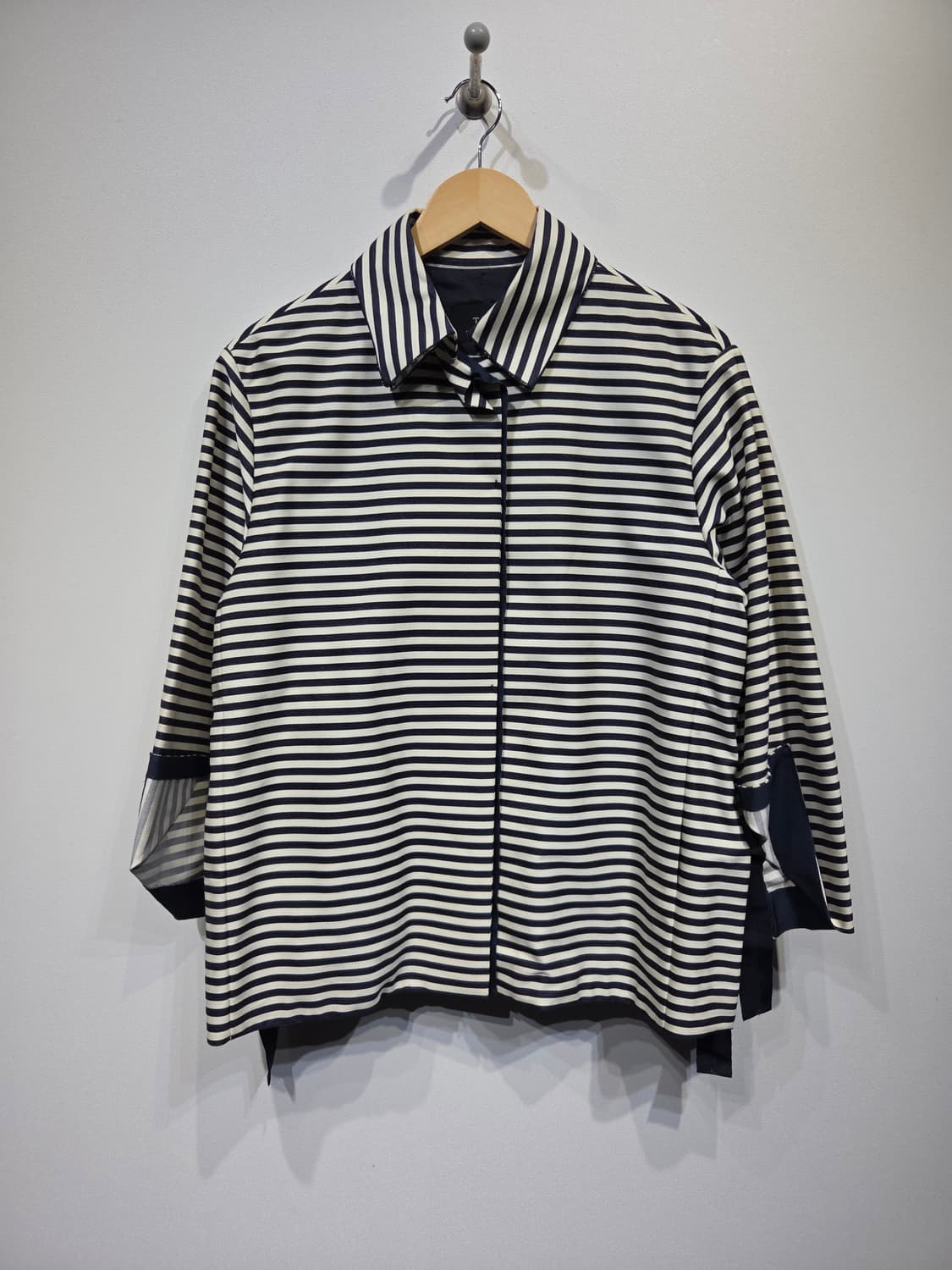 TIME 타임 포스트모던 스트라이프 울 혼방 리본 자켓 상품이미지2