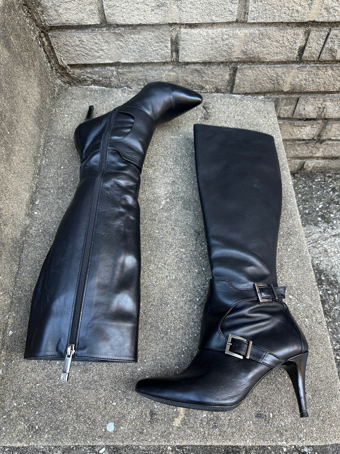 Black Renoir leather buckle boots 상품이미지4