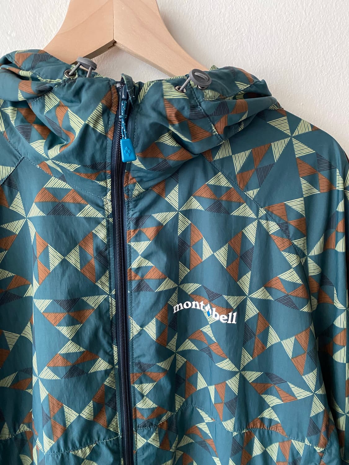 몽벨 재팬 바람막이 상품이미지2