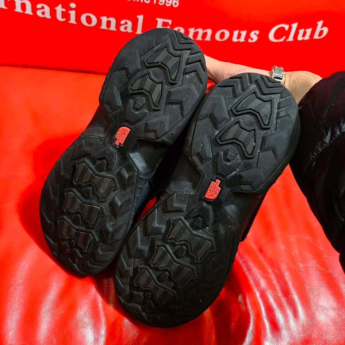 노스페이스 아웃도어 등산 패딩 슬립온 230size 상품이미지5