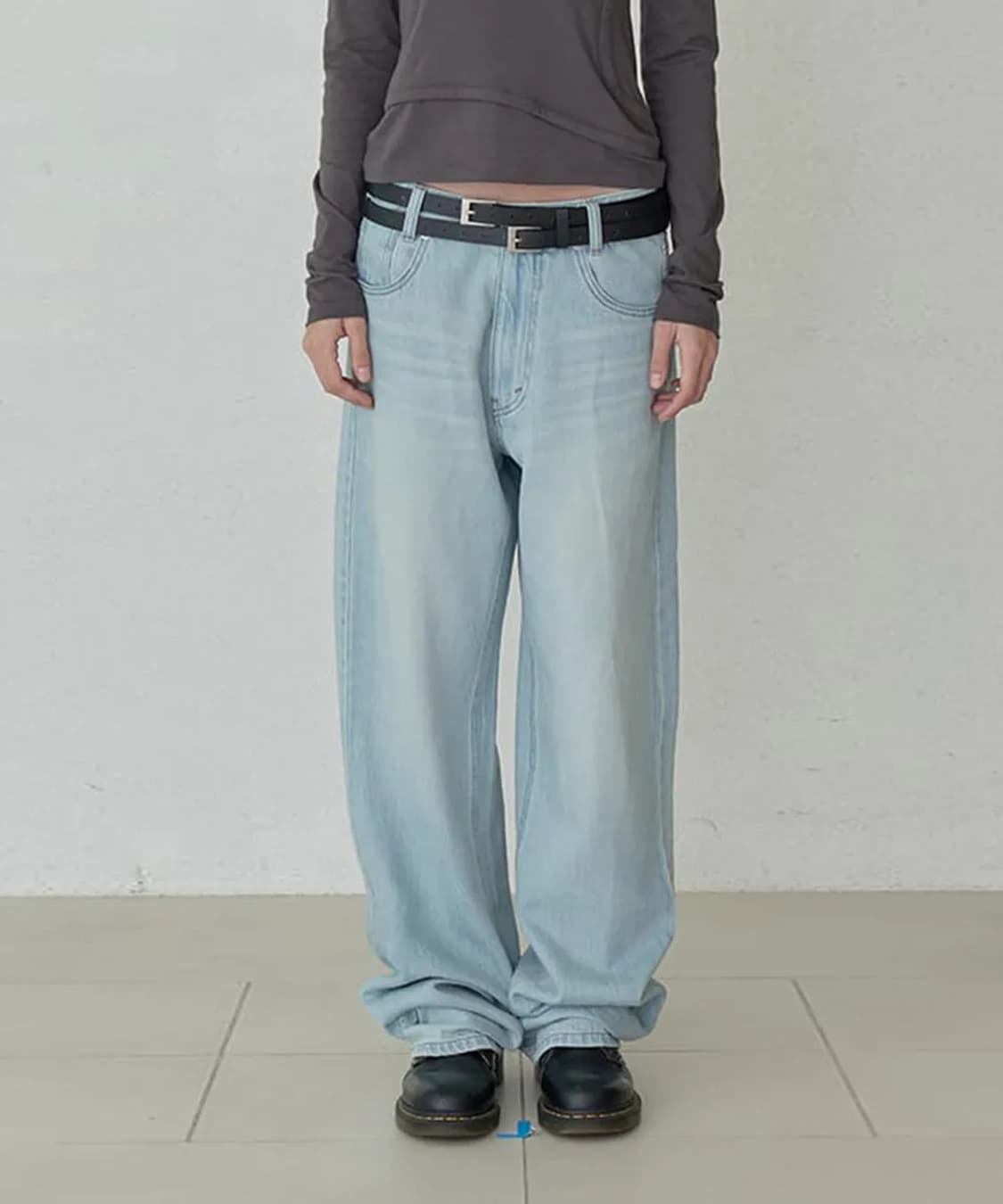 오데스 릴렉스드 세미 배기 진 (아이스블루) 상품이미지1