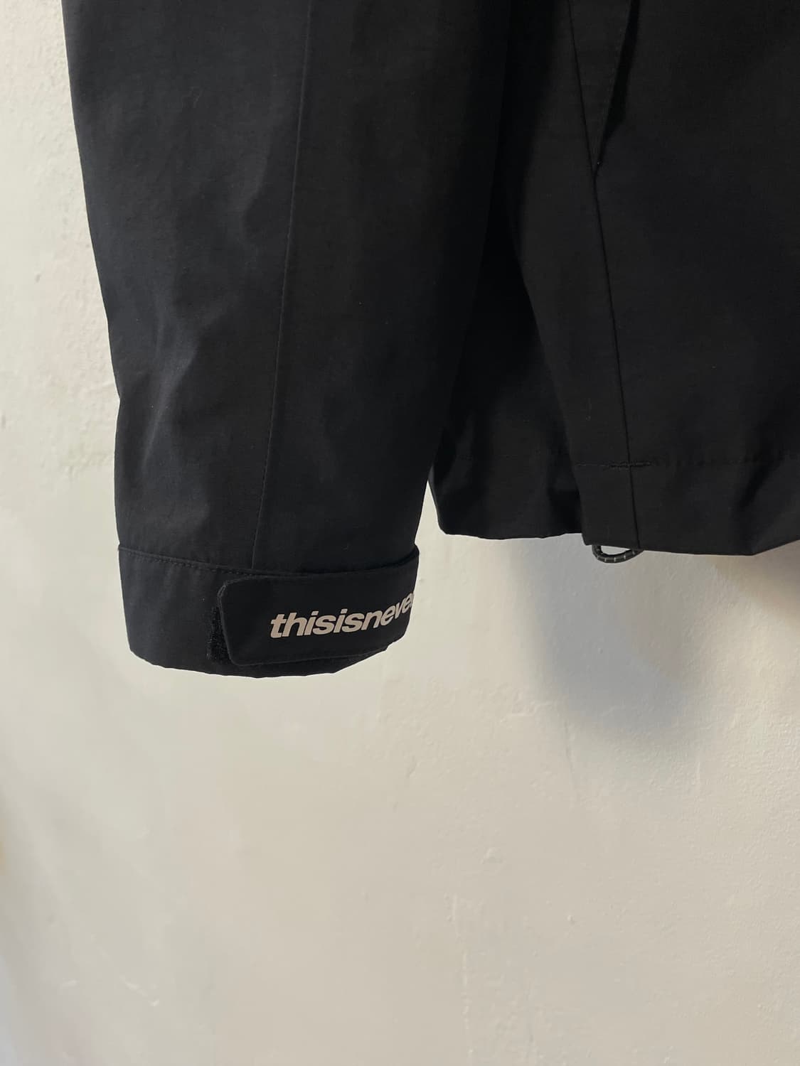 디스이즈네버댓 윈드브레이커 상품이미지5