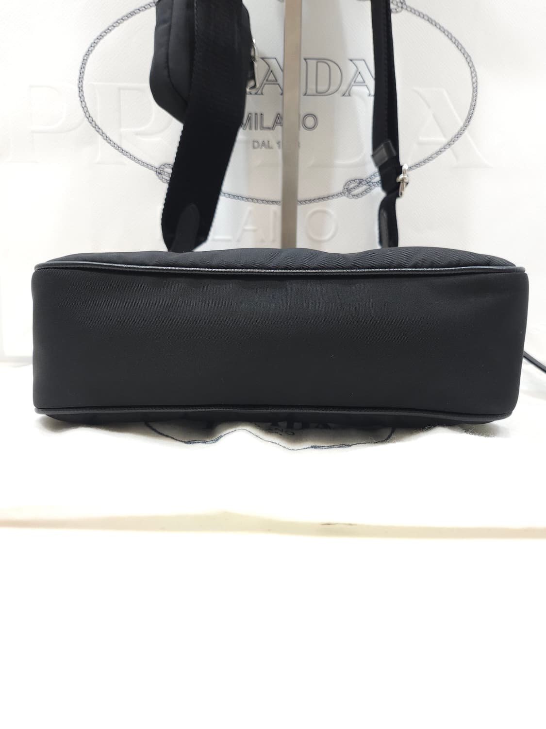 [풀구성] 프라다 리에디션 2005 리나일론 백 상품이미지3