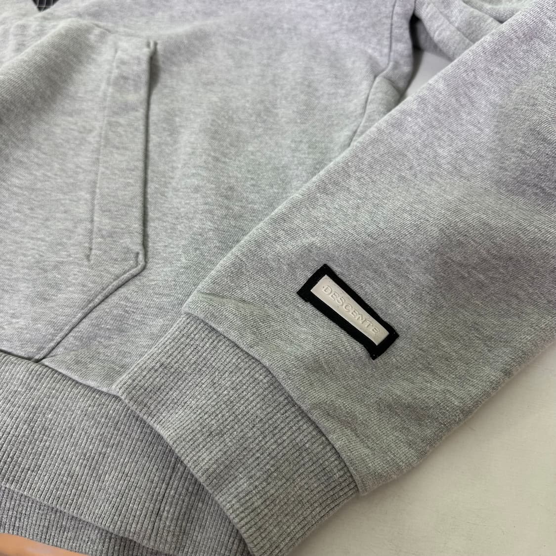 95 M 데상트 빅로고 코튼 후드티 상품이미지3