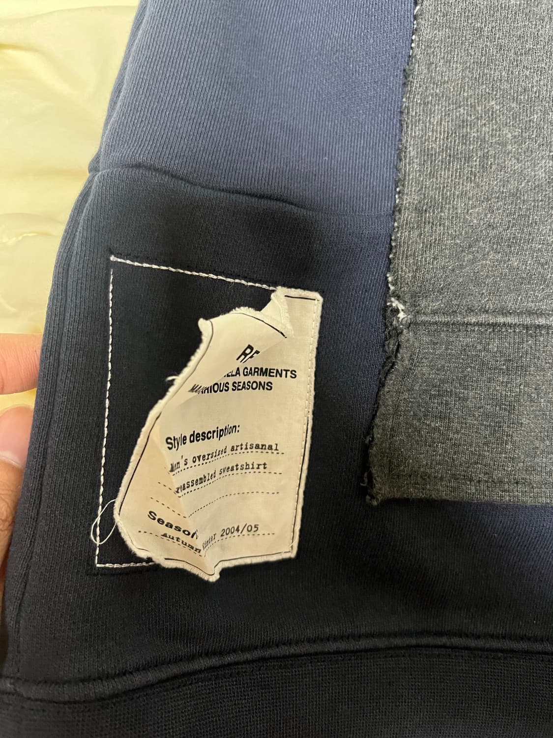 마르지엘라 리 에디션 맨투맨 상품이미지2