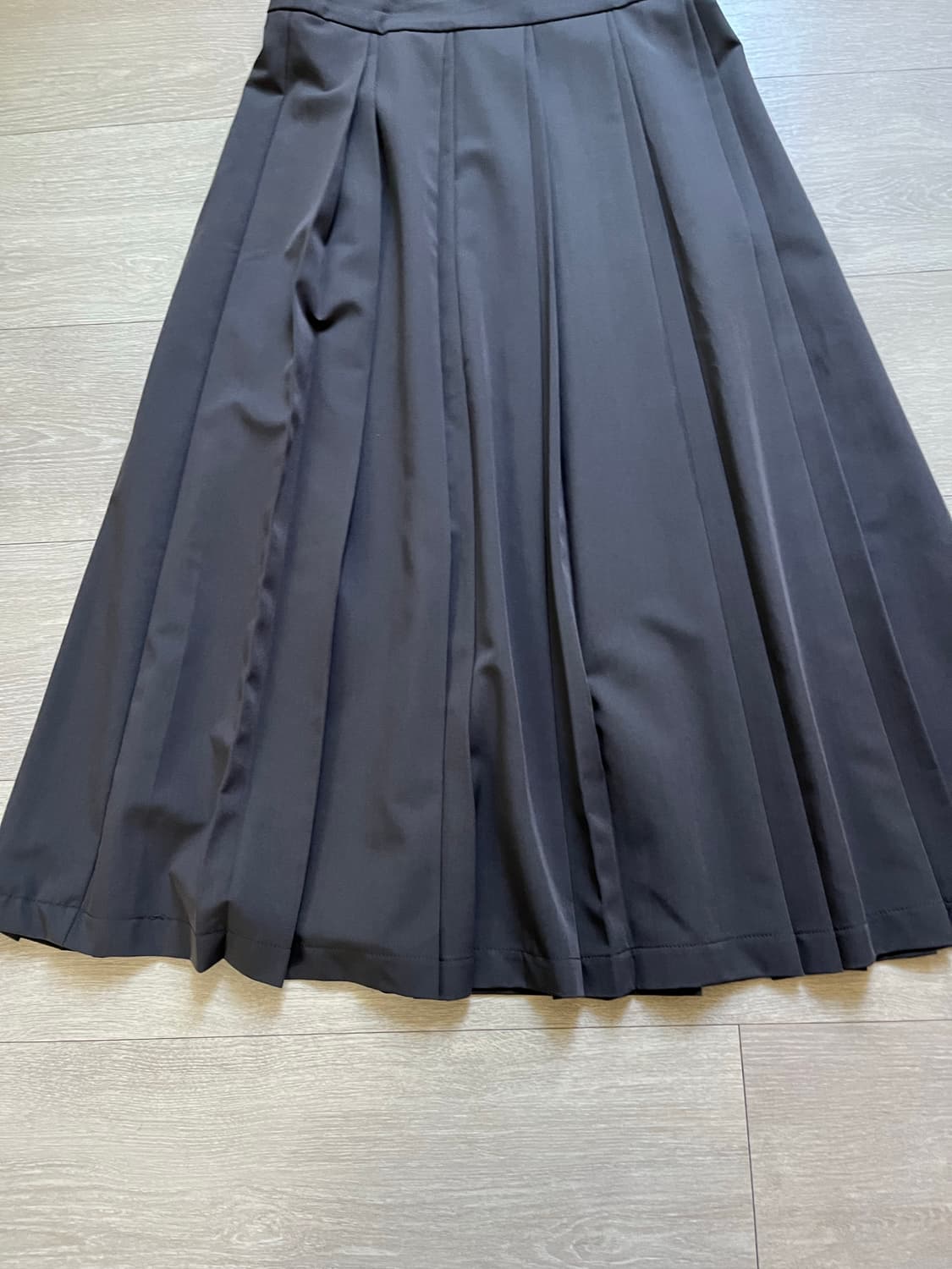 isnee 다크 그레이 플리츠 스커트 L 상품이미지7