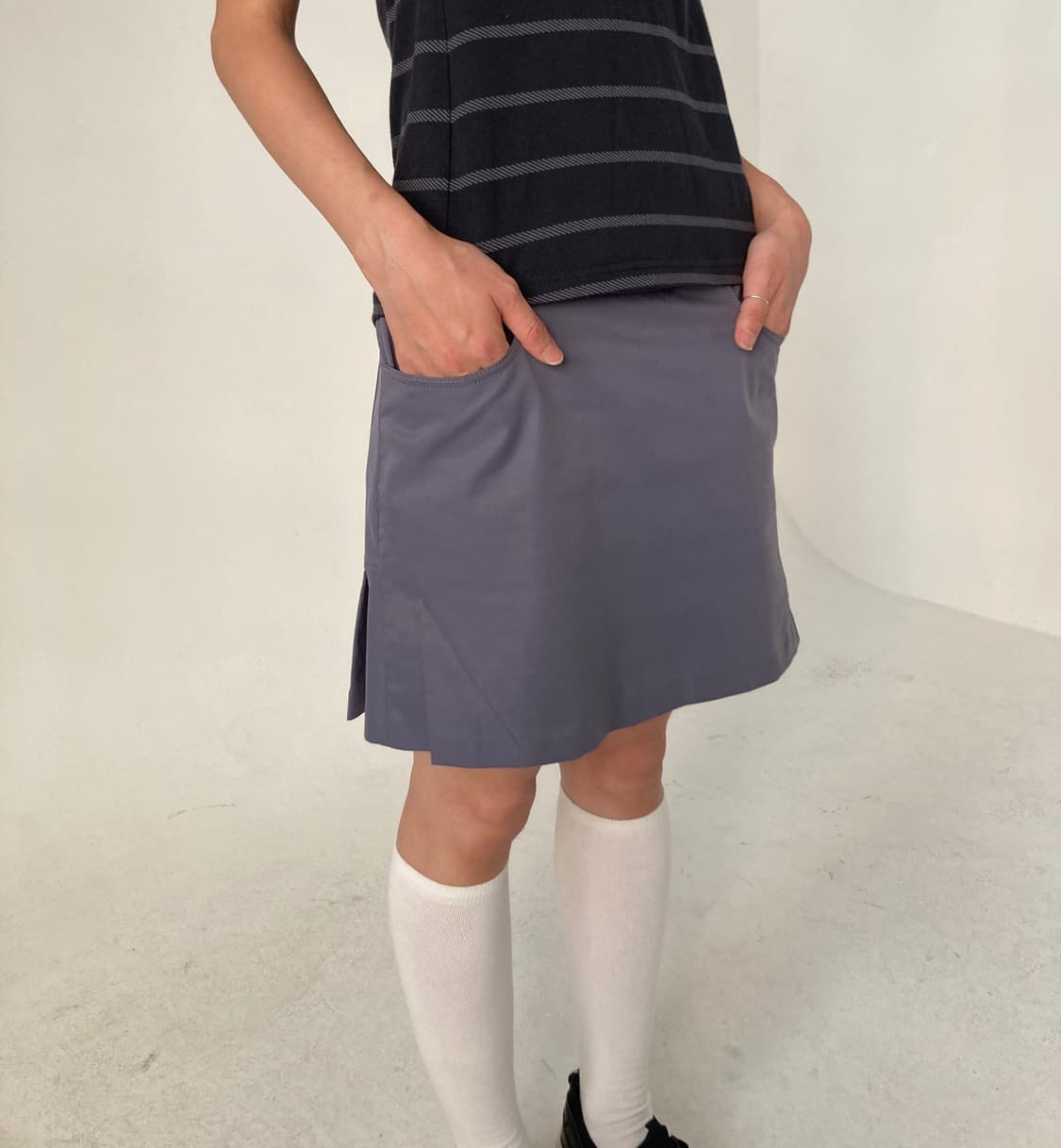 Back pleated skirt 상품이미지3