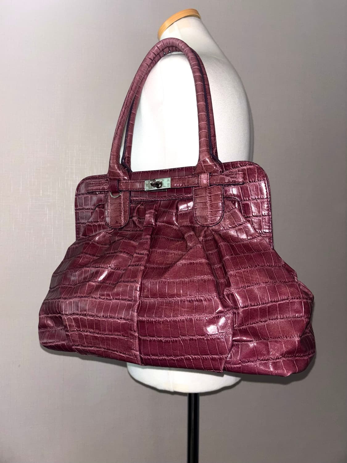 Vintage pink leather shoulder bag 상품이미지1