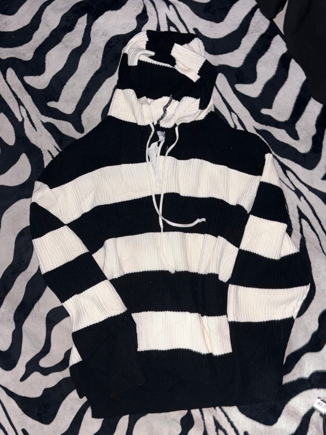 Stripe Knit Hoodie 상품이미지3