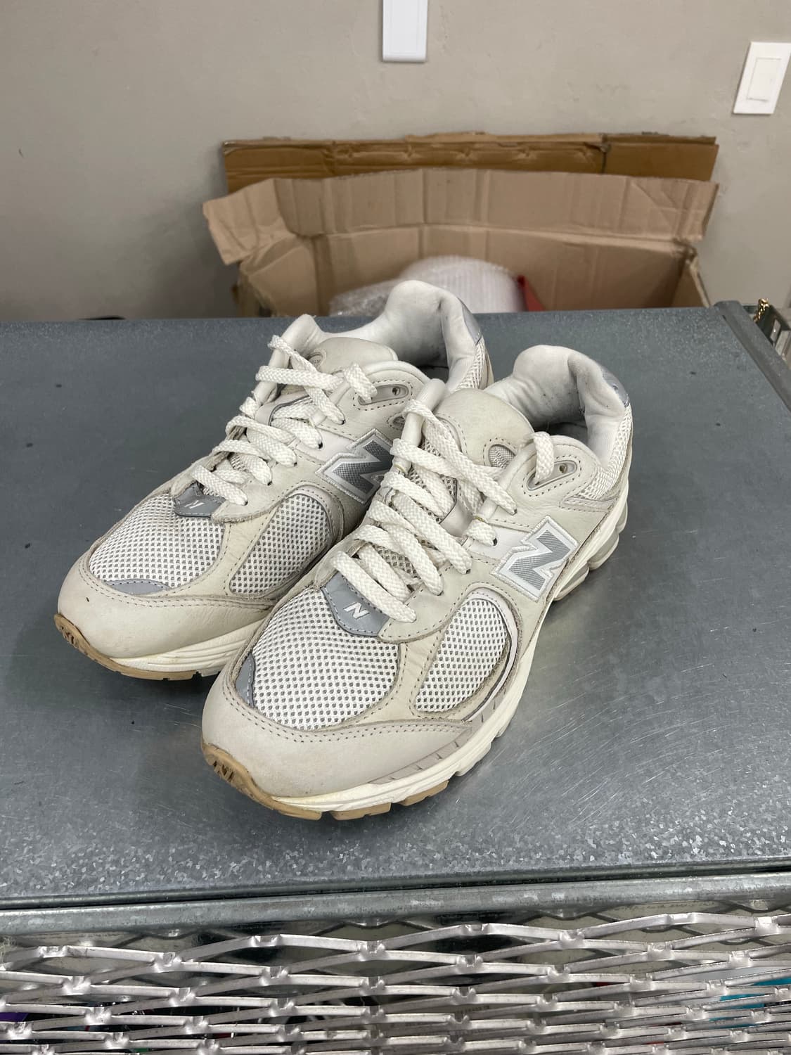 뉴발란스 2002R 아이보리 240 상품이미지2