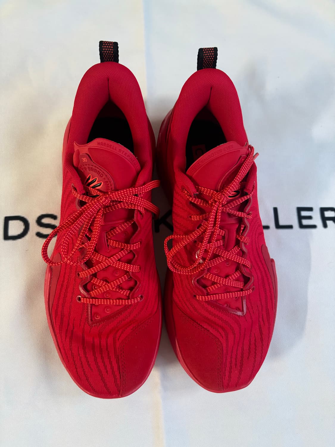 언더아머 커리12 파이어 레드 상품이미지2