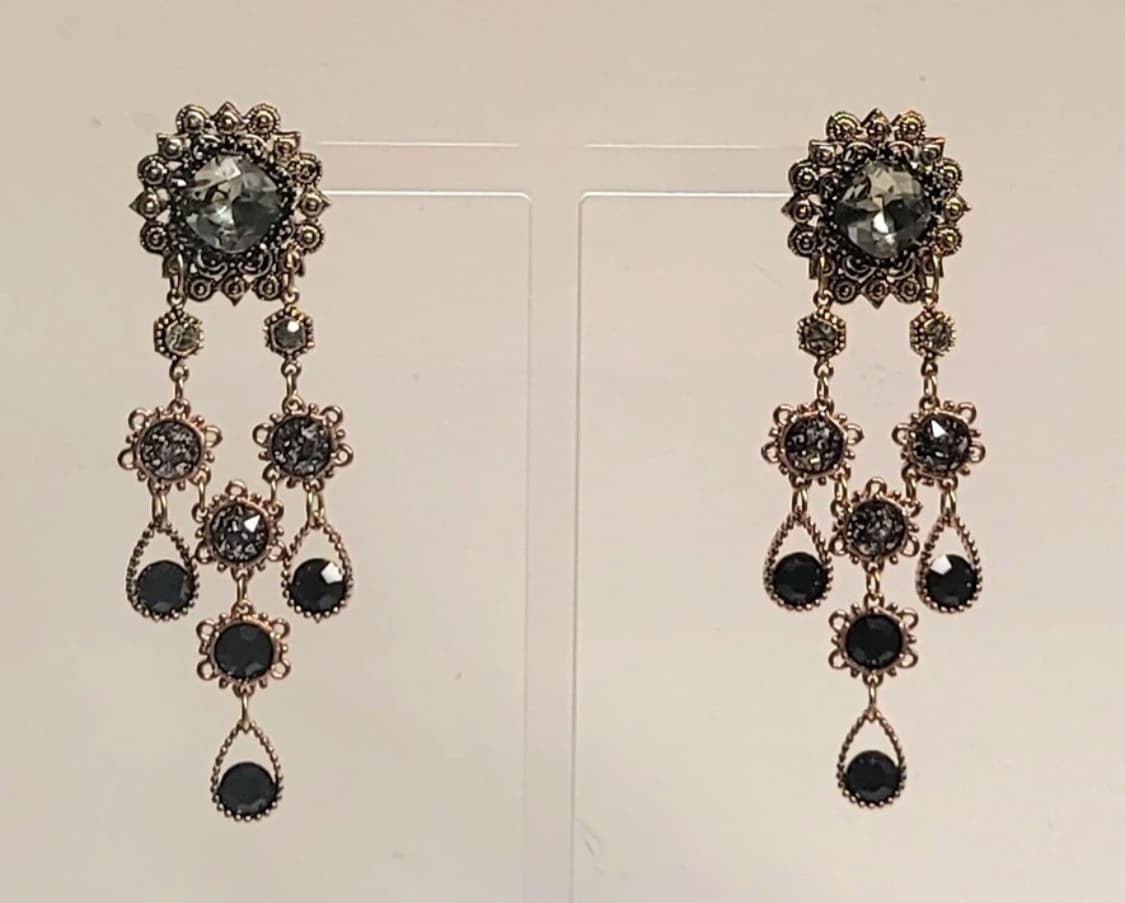 블링스타 정품 스와로브스키 샹들리에 드롭 귀걸이 (블랙) 상품이미지2