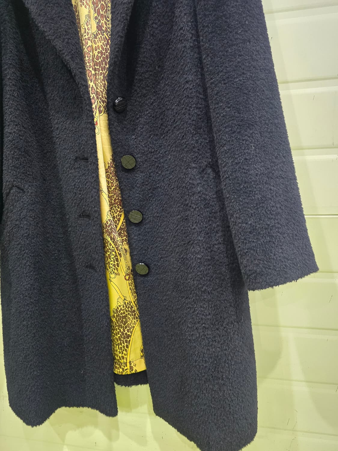 블랙 롱 코트 (안감 패턴) 상품이미지4